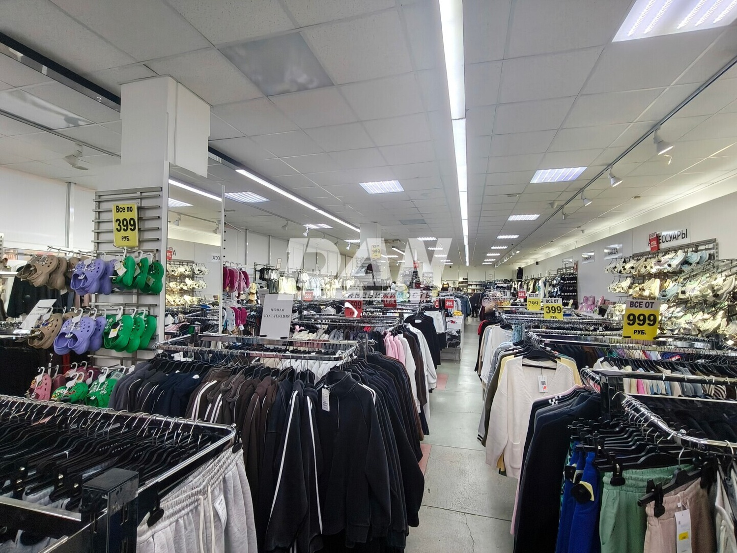 Торговое помещение 355 м²