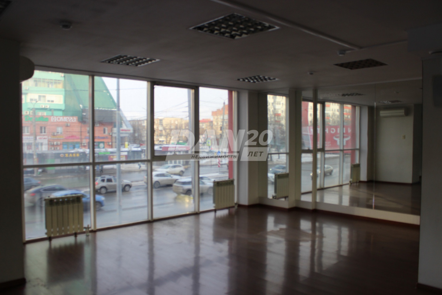 Помещение свободного назначения 897,7 м²
