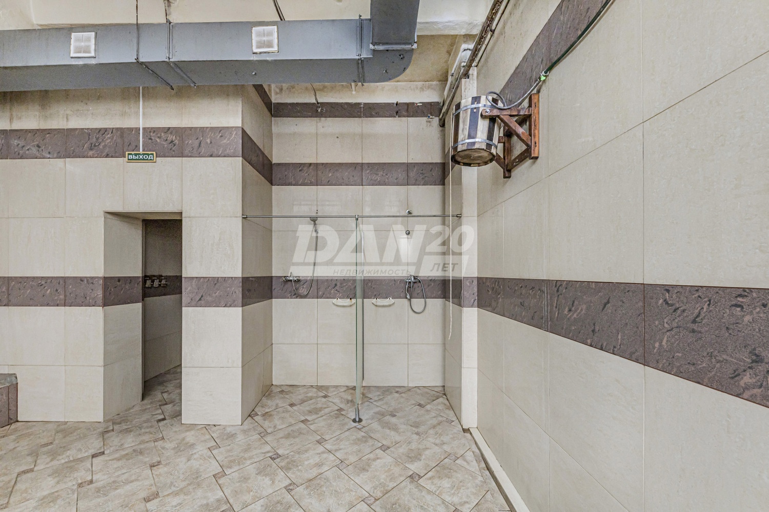 Помещение свободного назначения 818,6 м²