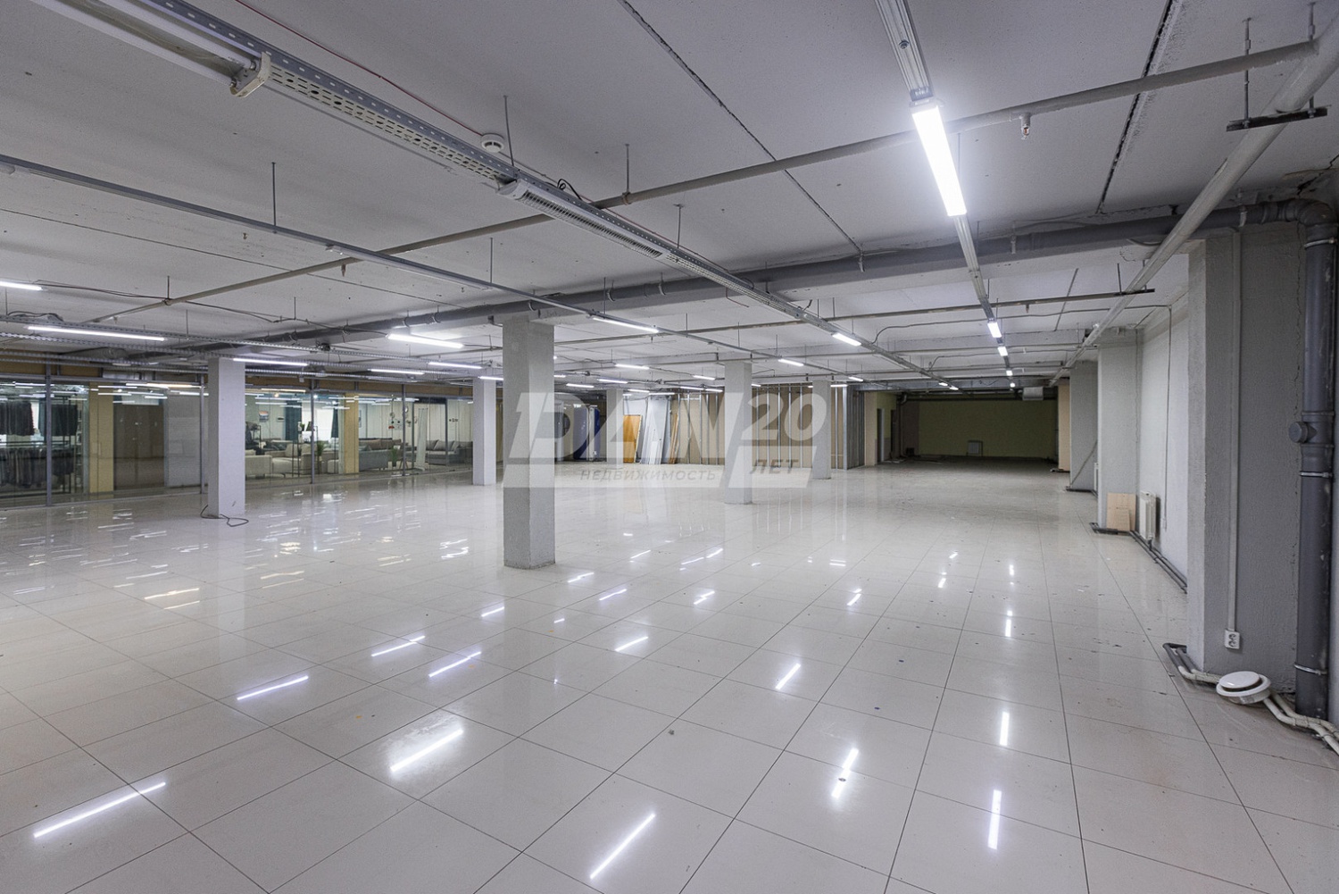 Помещение свободного назначения 780 м²