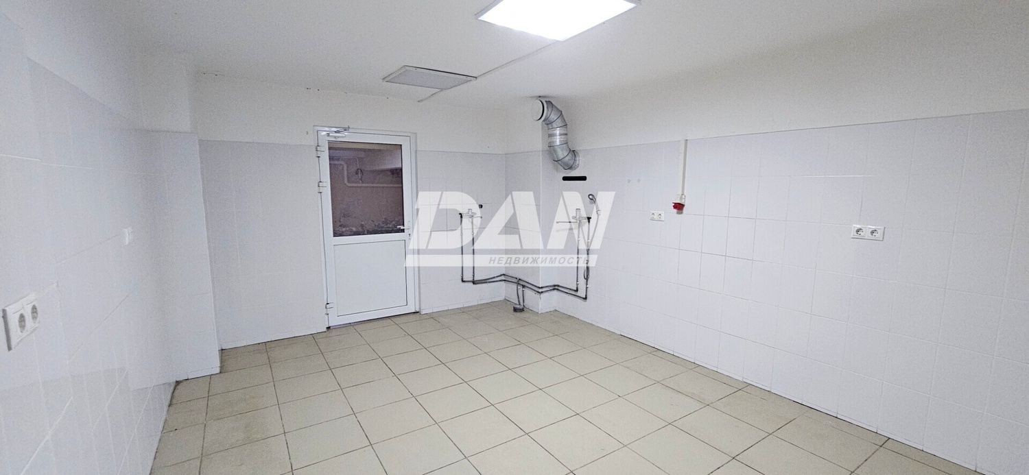 Производственное помещение 372 м²
