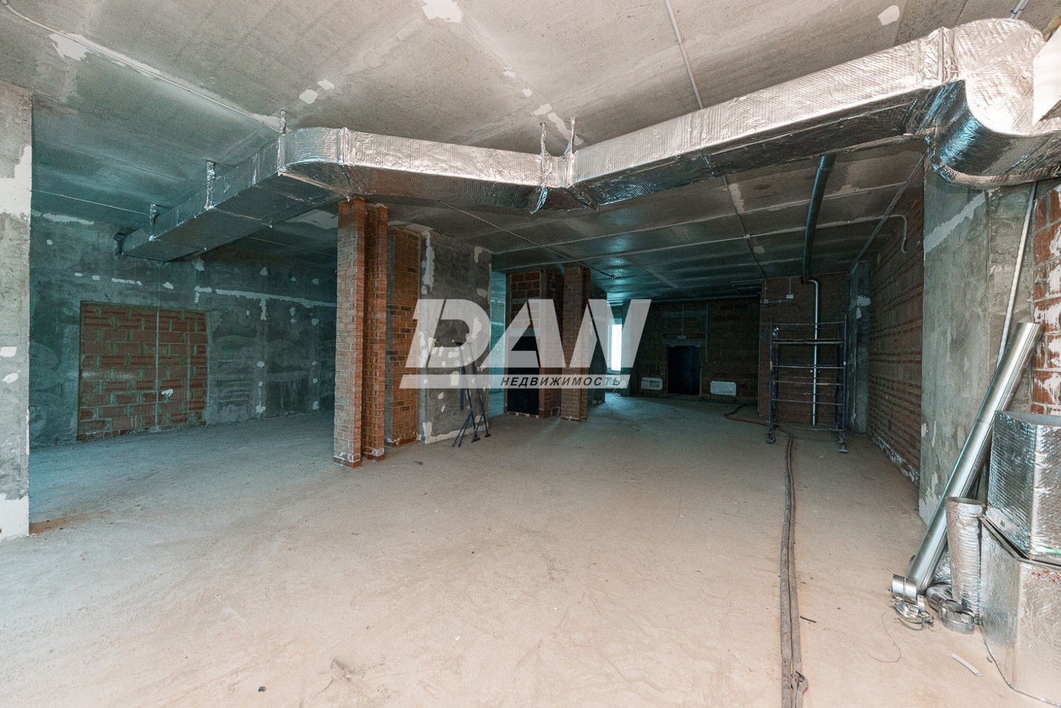 Помещение свободного назначения 278,8 м²