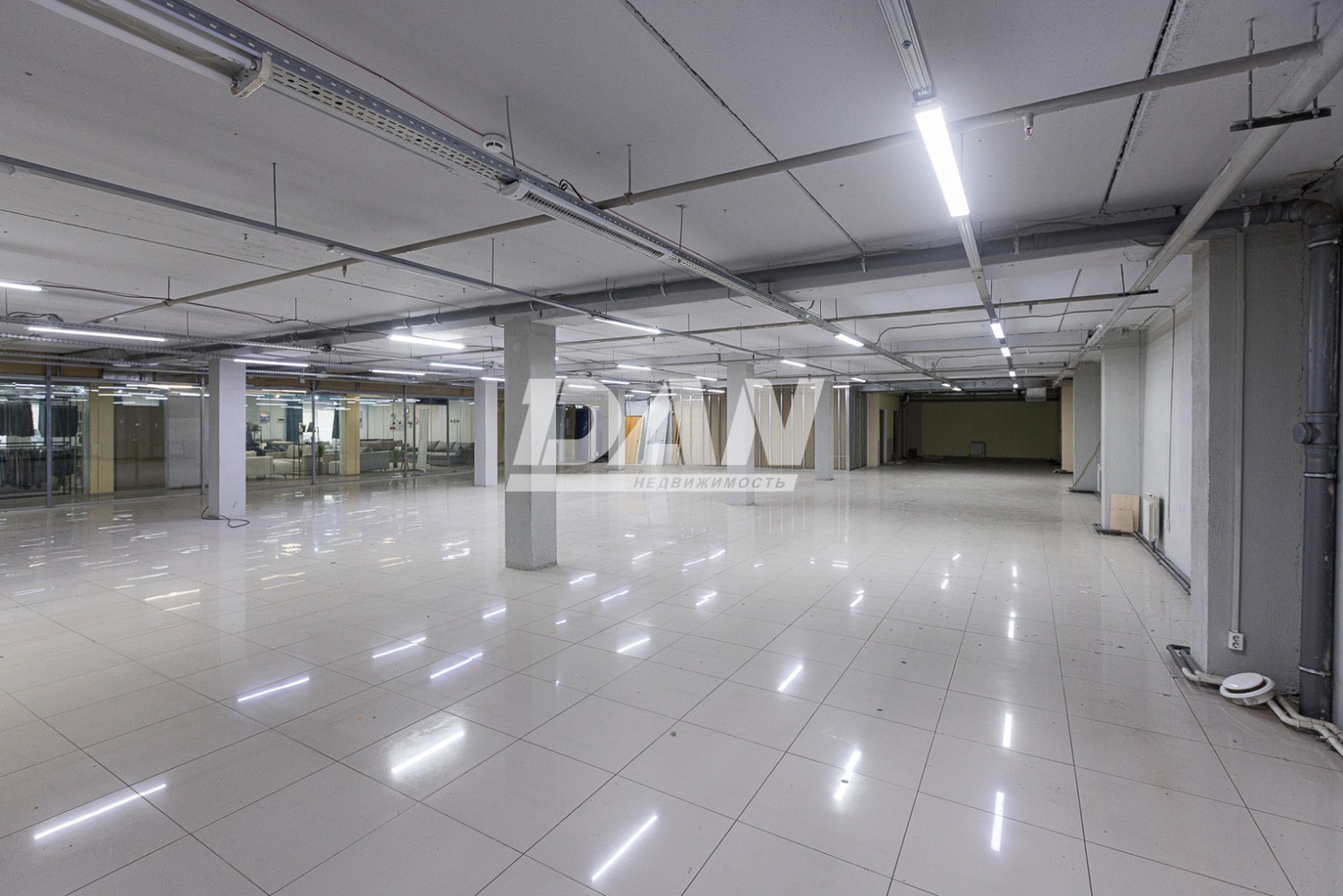 Помещение свободного назначения 780 м²