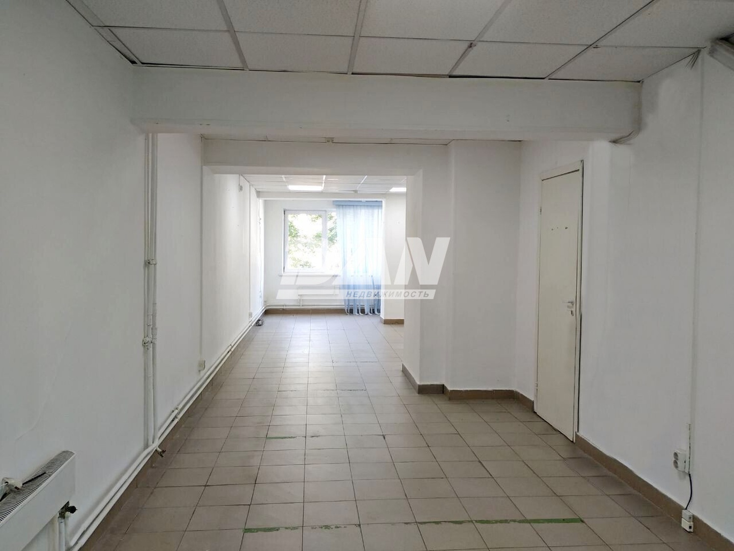 Торговое помещение 97,6 м²