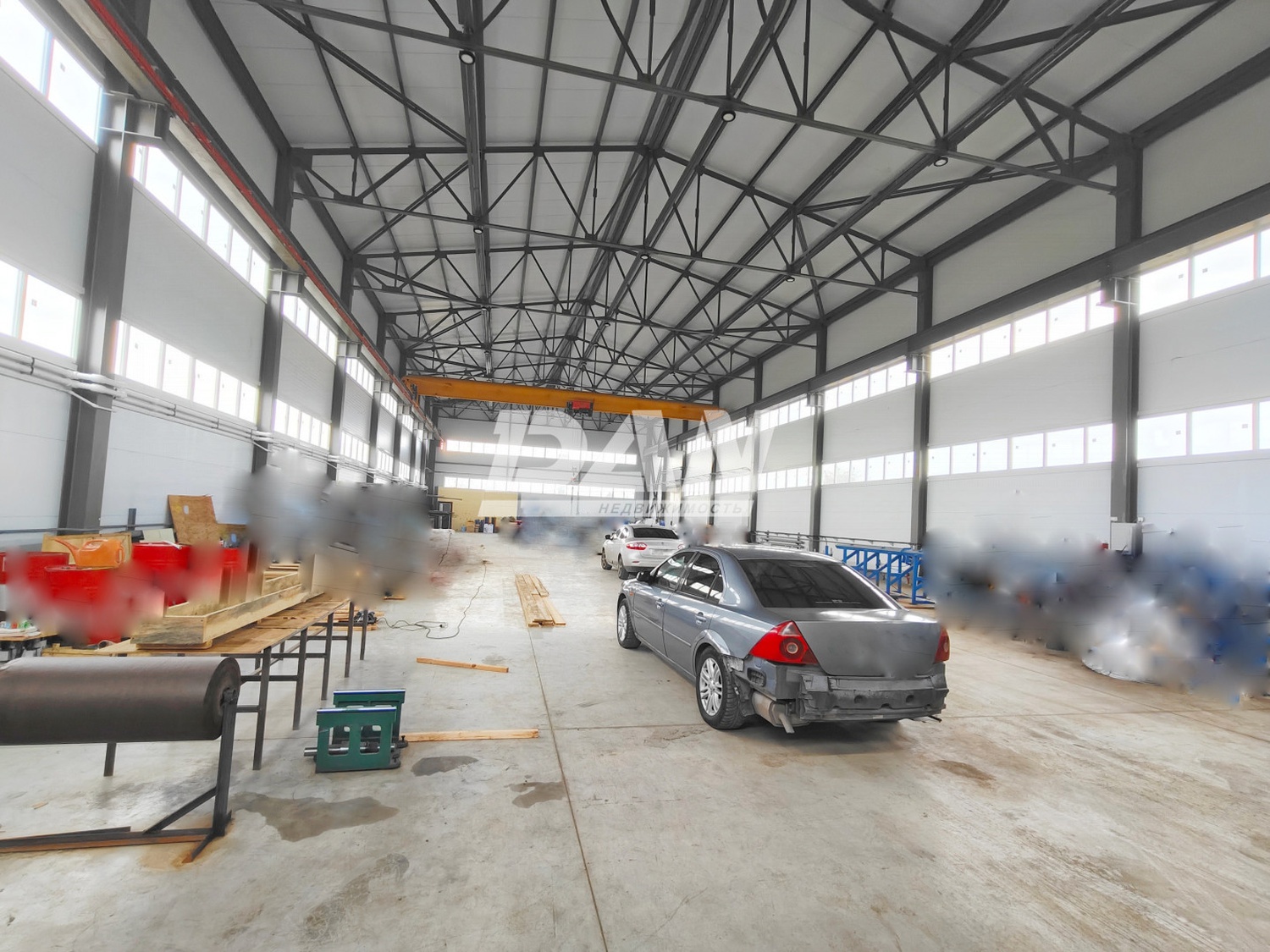 Производственное помещение 900 м²