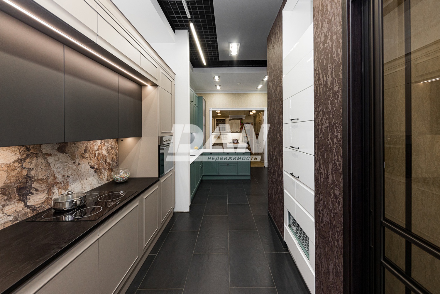 Торговая площадь 143,1 м²