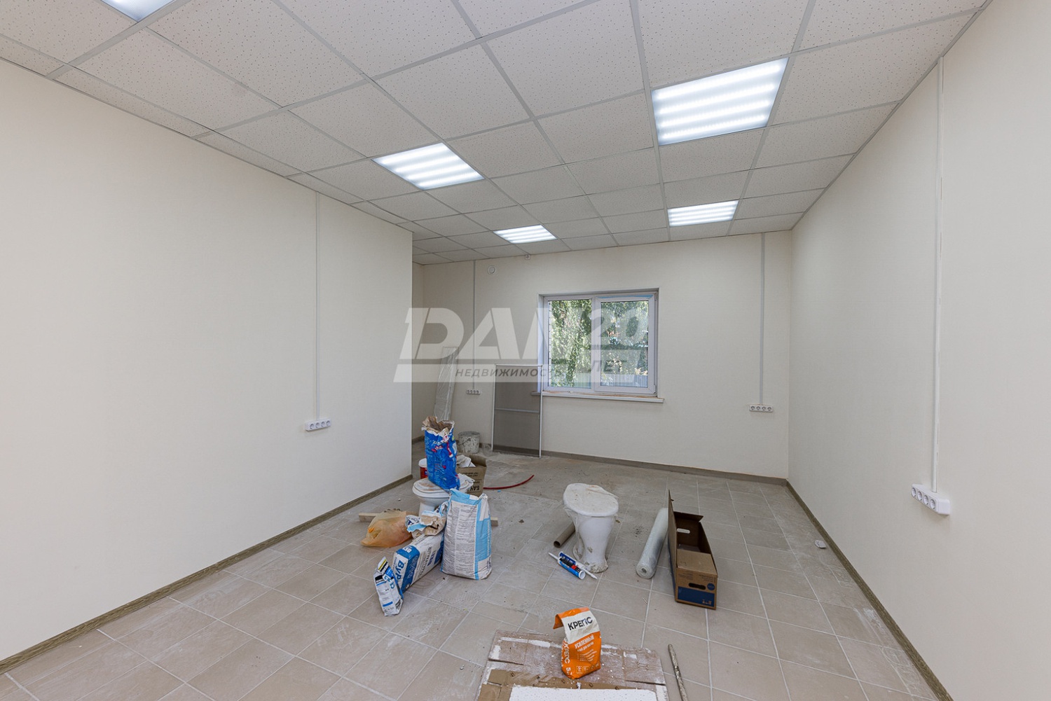 Помещение свободного назначения 337 м²