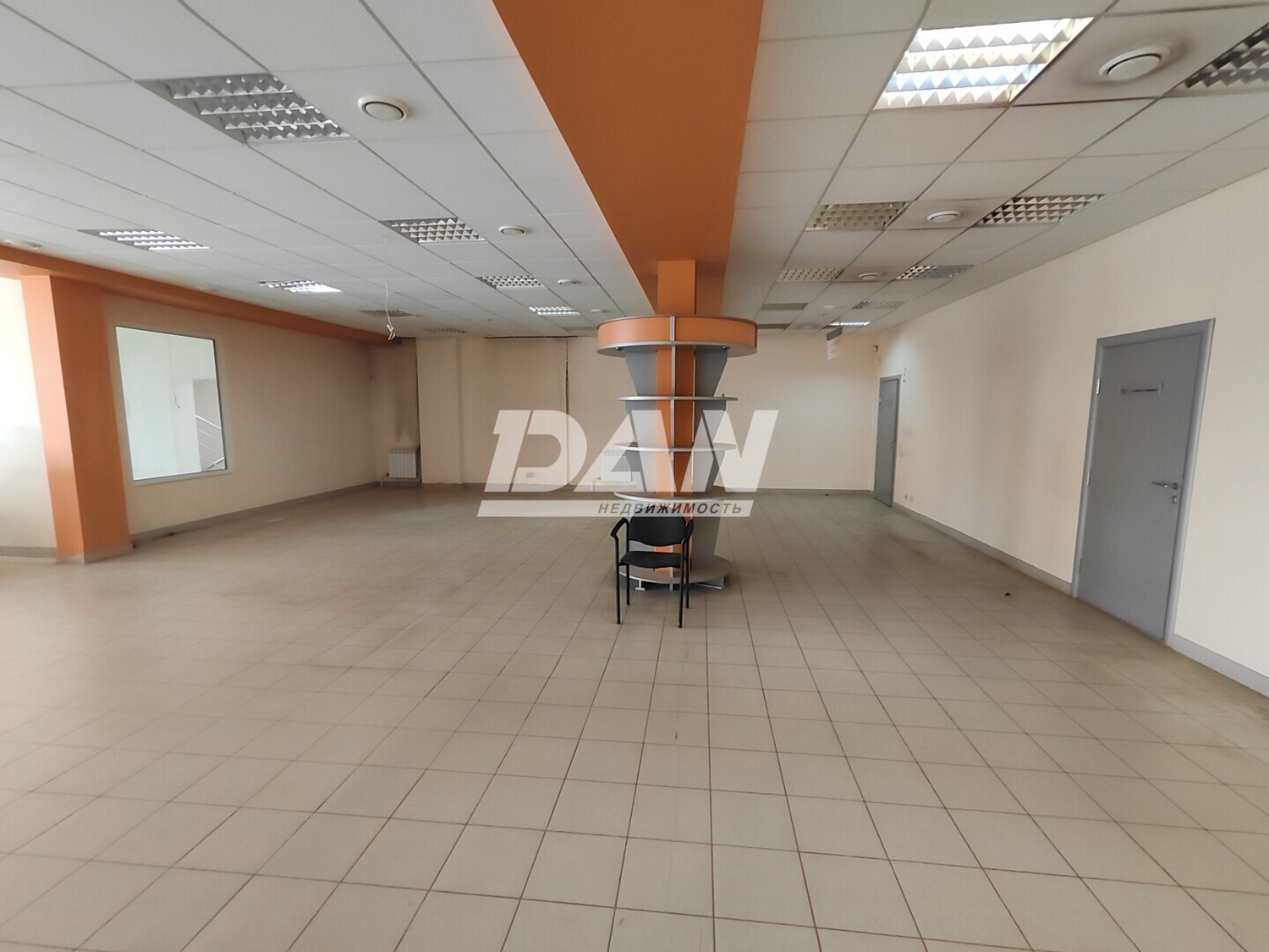 Помещение свободного назначения 339 м²