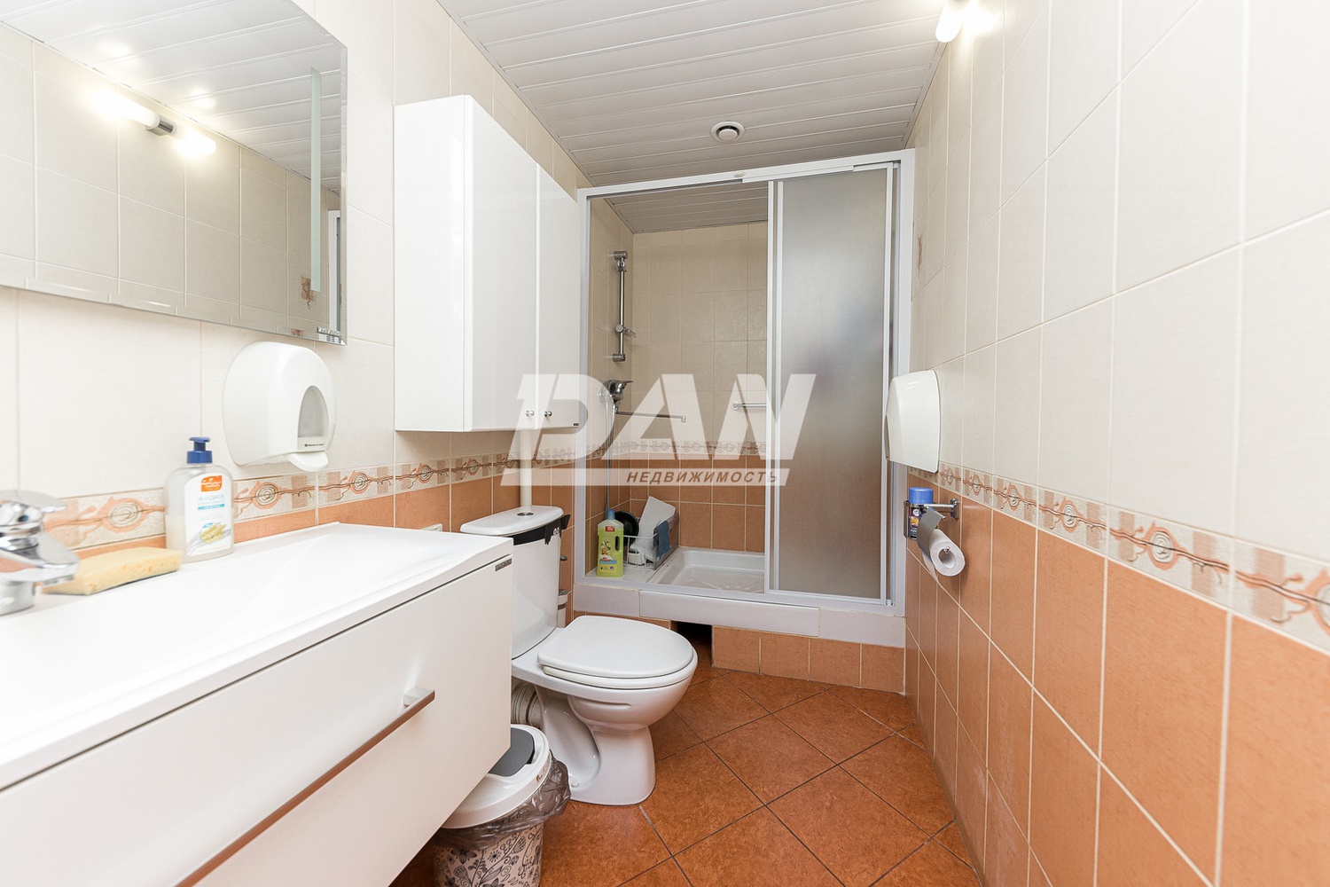 Помещение свободного назначения 142 м²