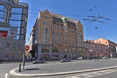 Crocus Group арендовала 2000 кв.м во «Владимирском пассаже» в Санкт-Петербурге