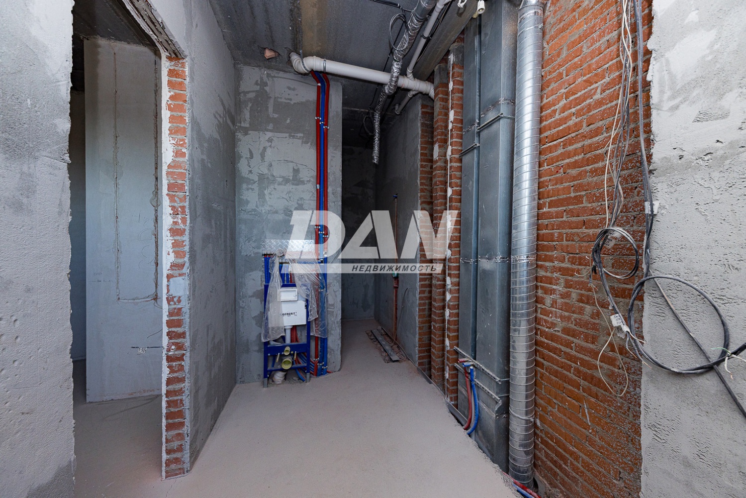 Помещение свободного назначения 1736,3 м²