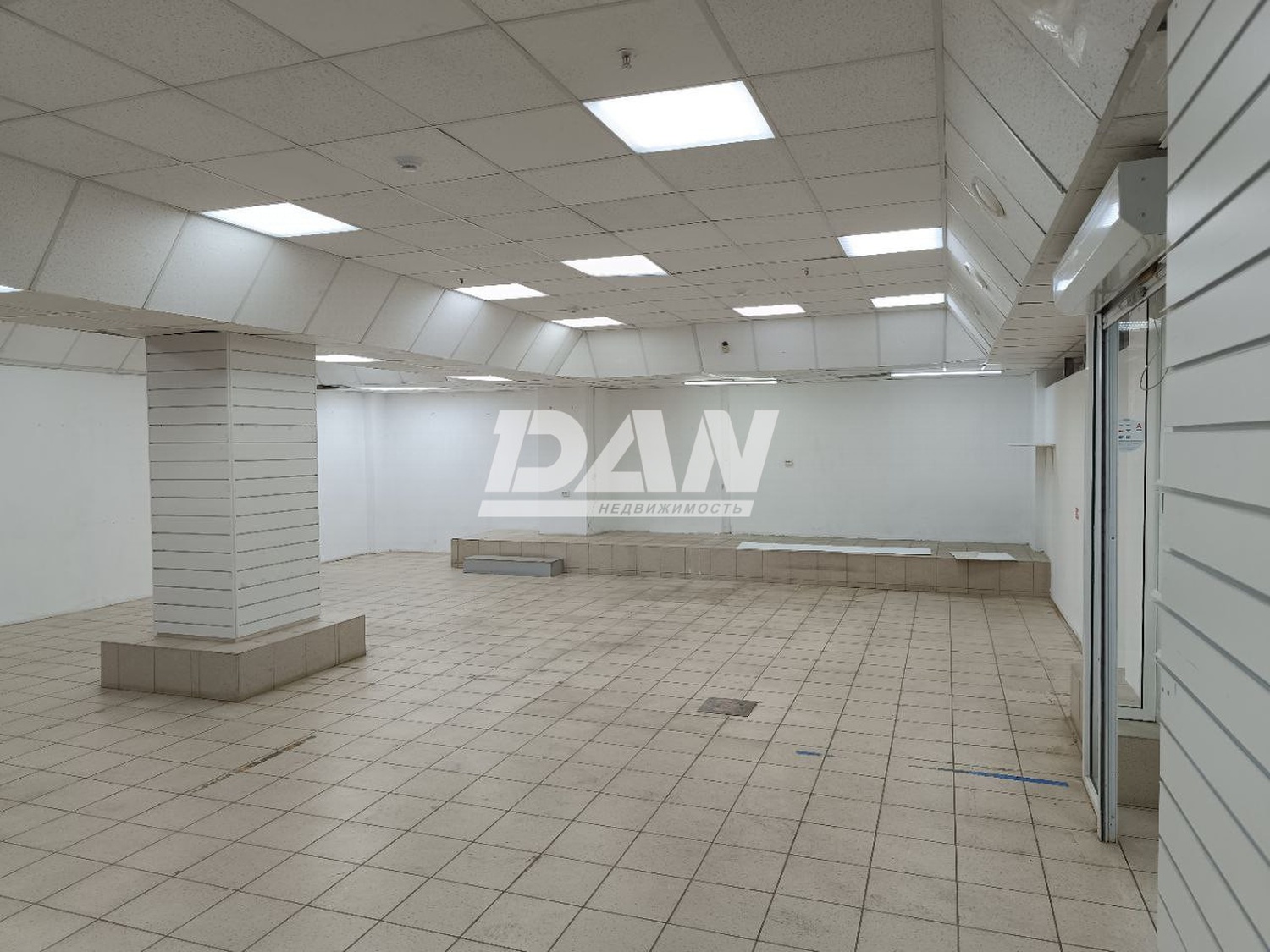 Торговое помещение 97 м²