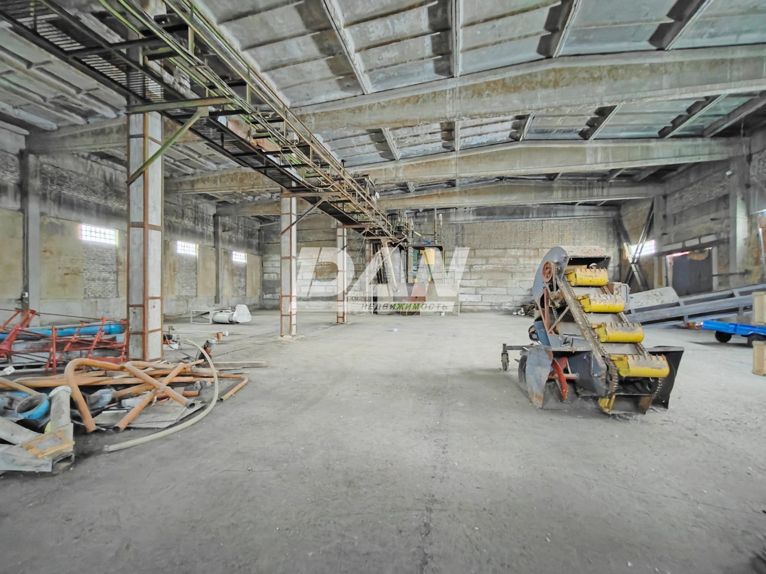 Производственное помещение 5359 м²