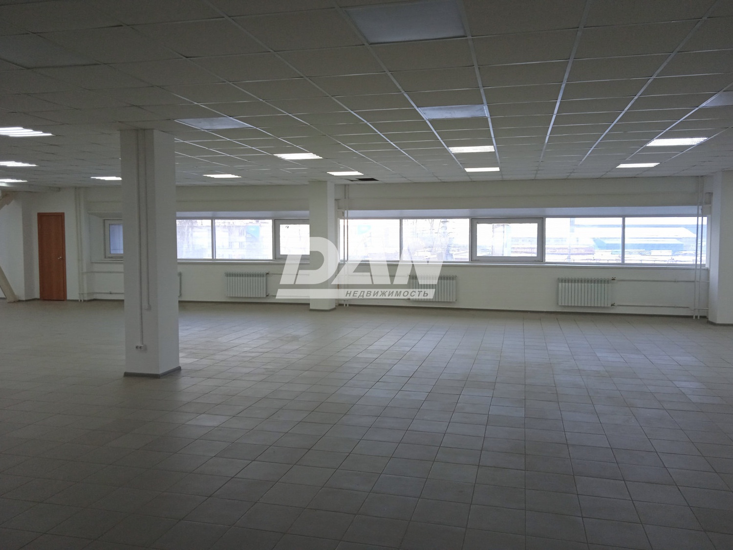 Помещение свободного назначения 600 м²