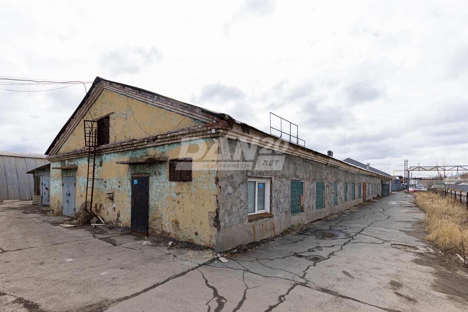 Производственное помещение 700 м²