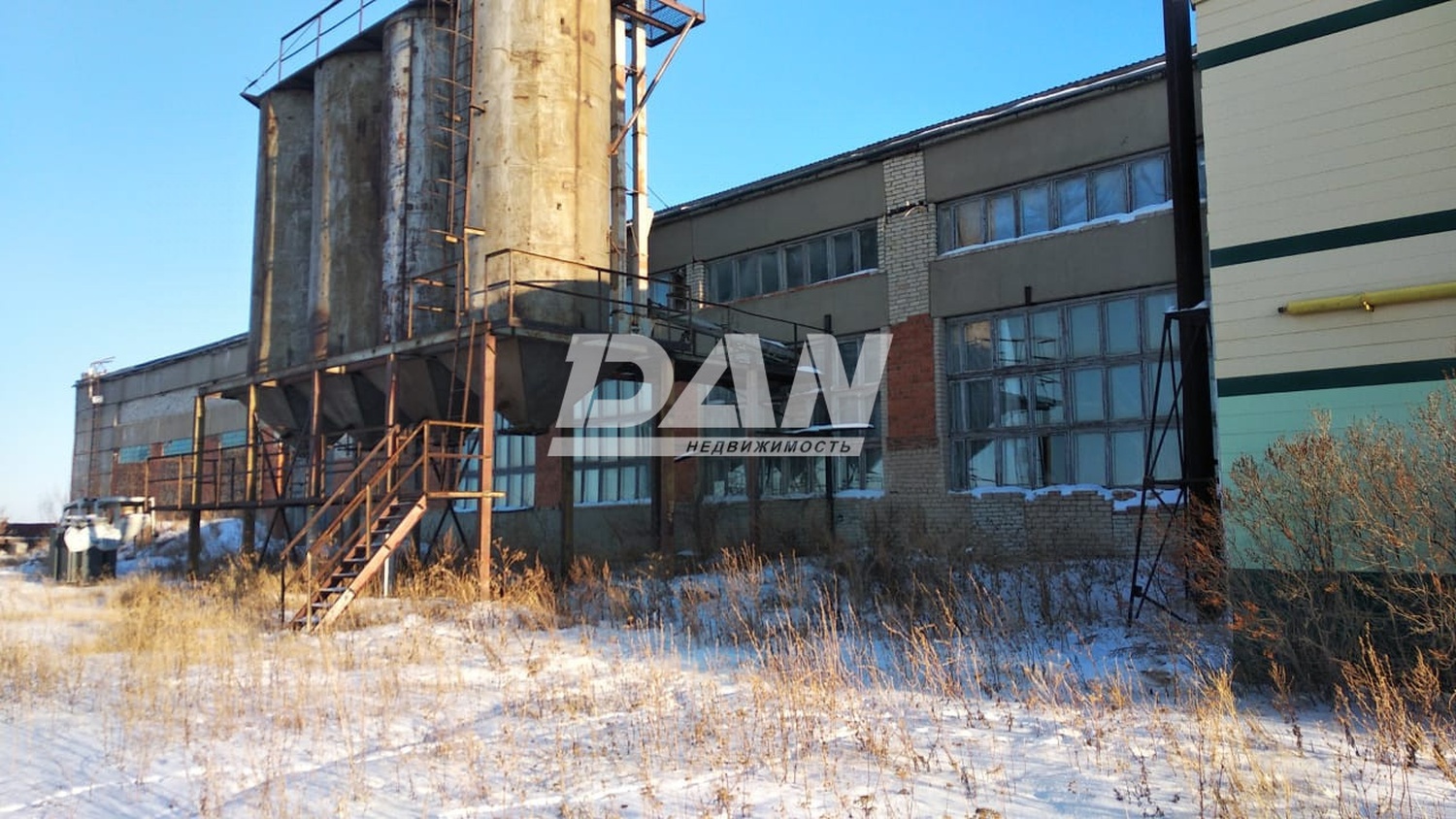 Производственное помещение 5359 м²