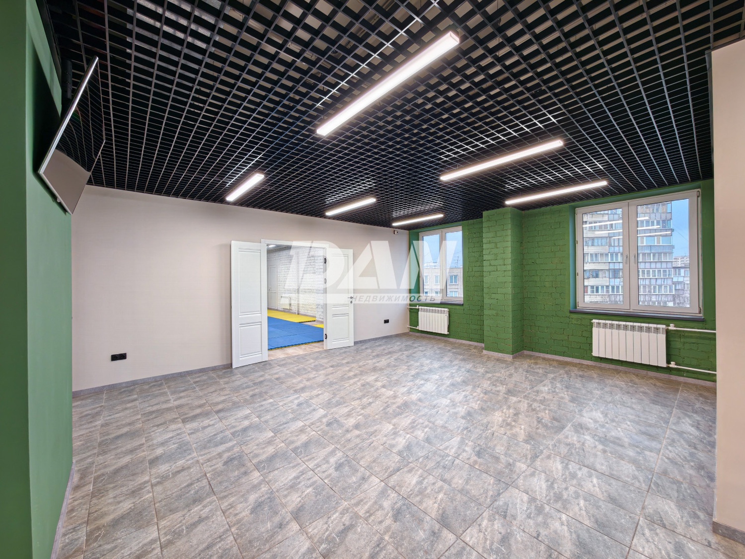 Помещение свободного назначения 1670 м²