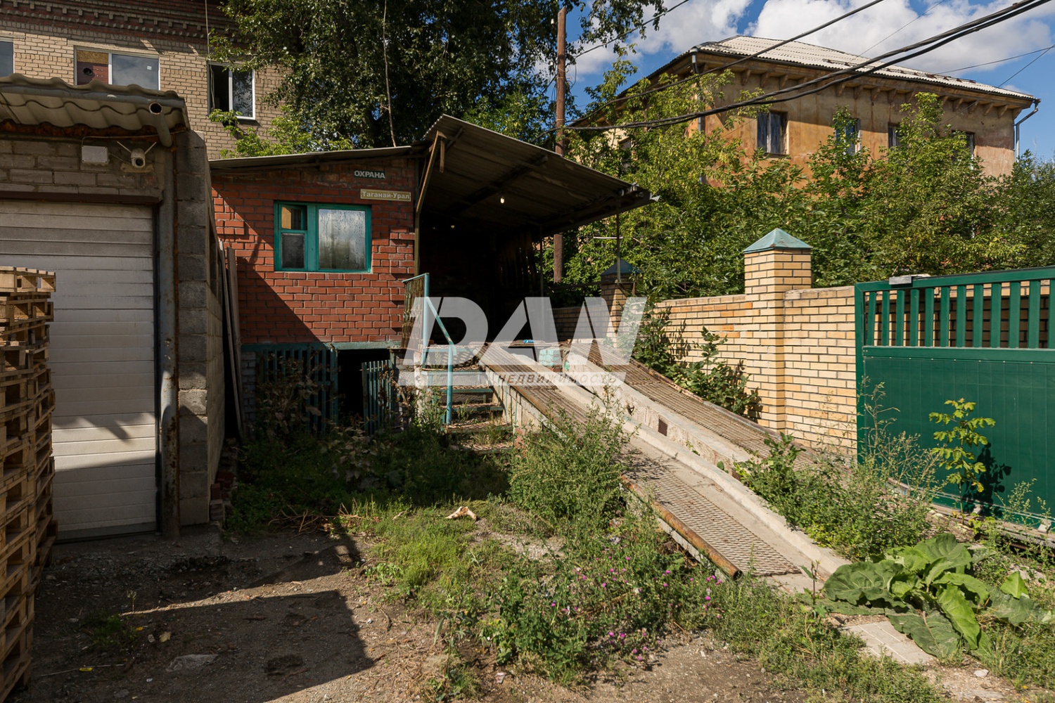 Производственное помещение 812 м²