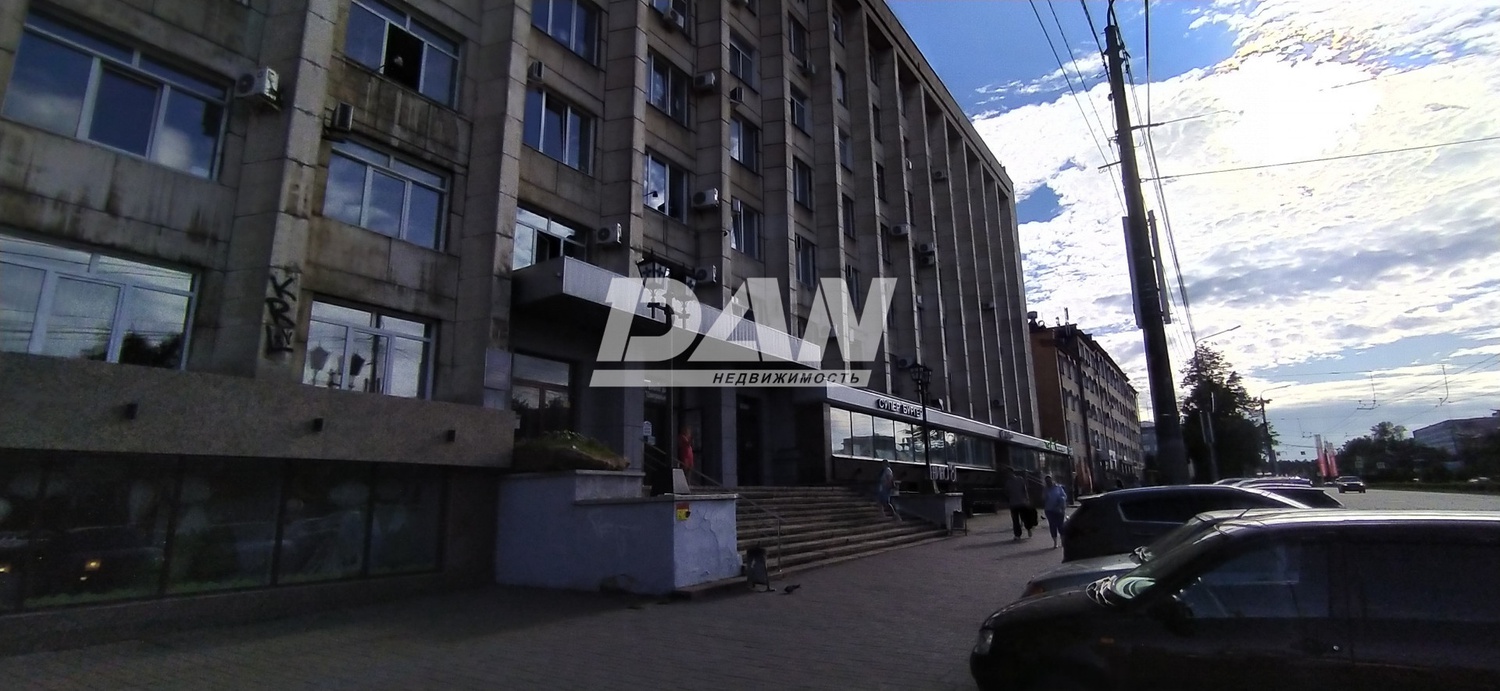 Помещение свободного назначения 405,6 м²