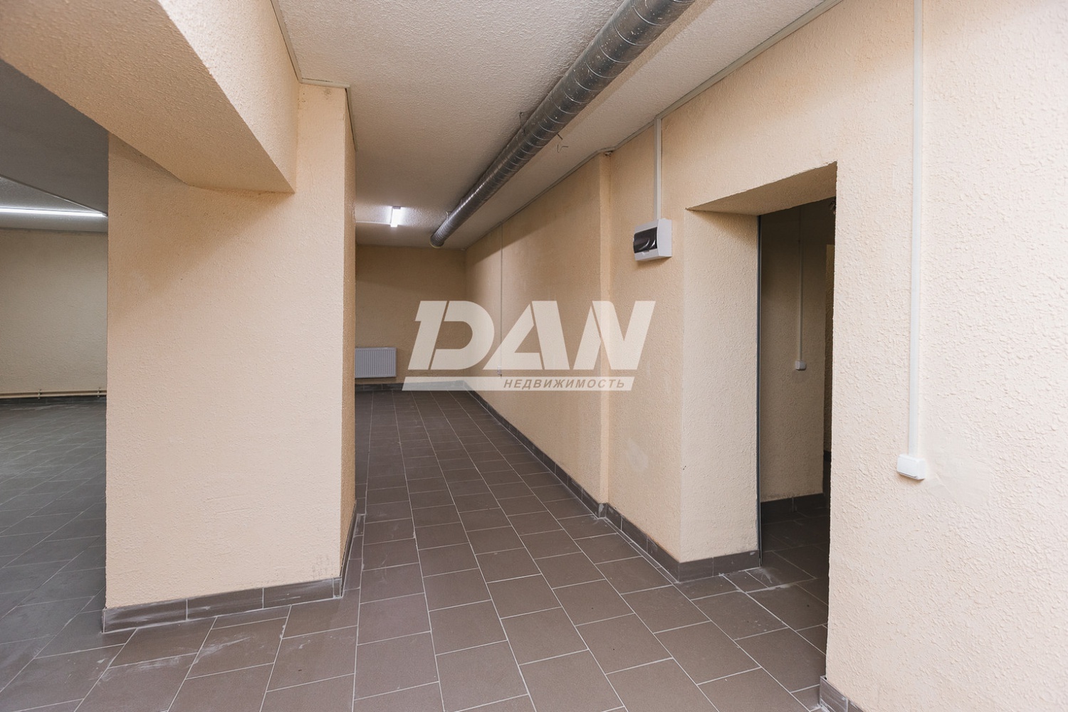 Помещение свободного назначения 610 м²
