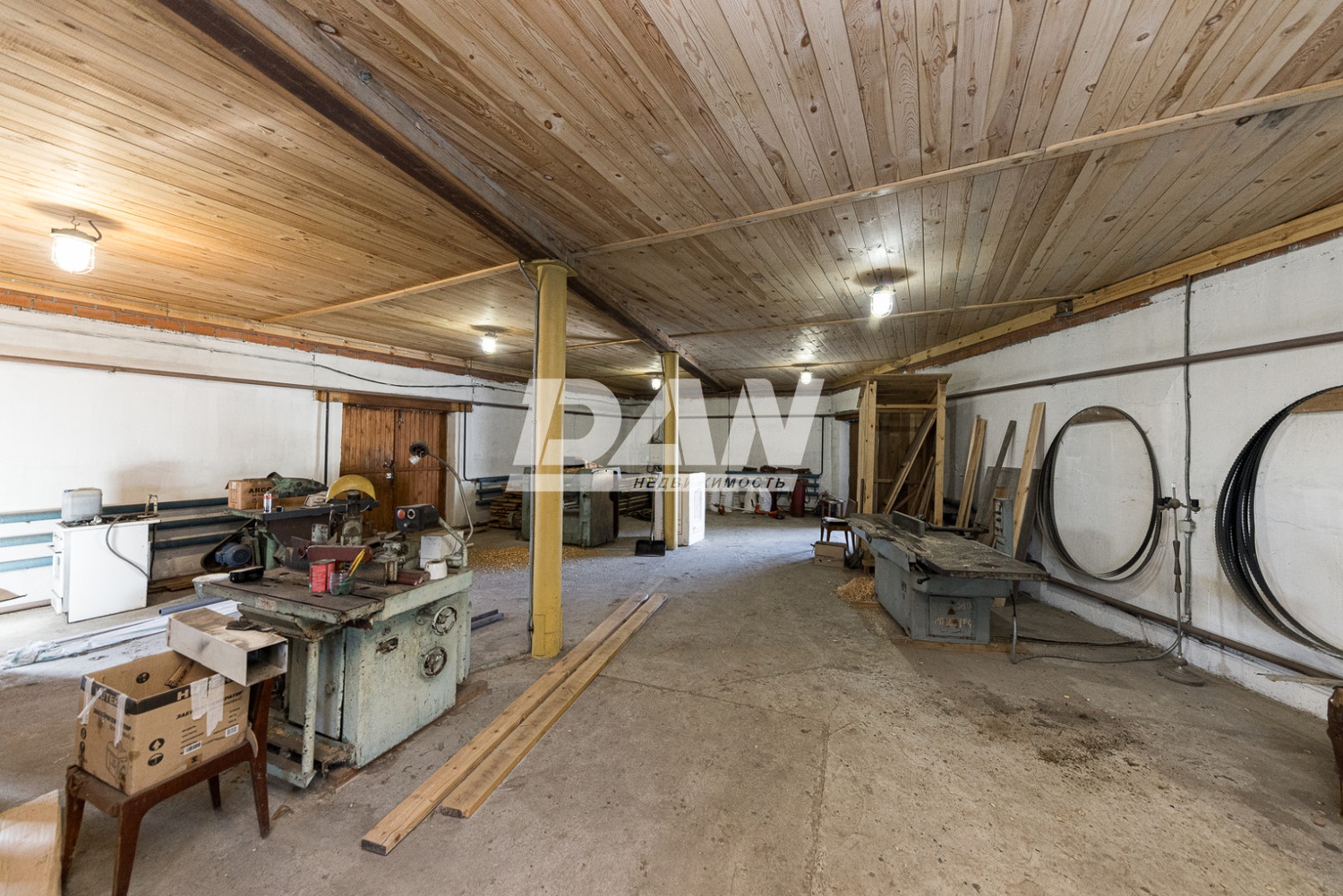 Производственное помещение 1032 м²