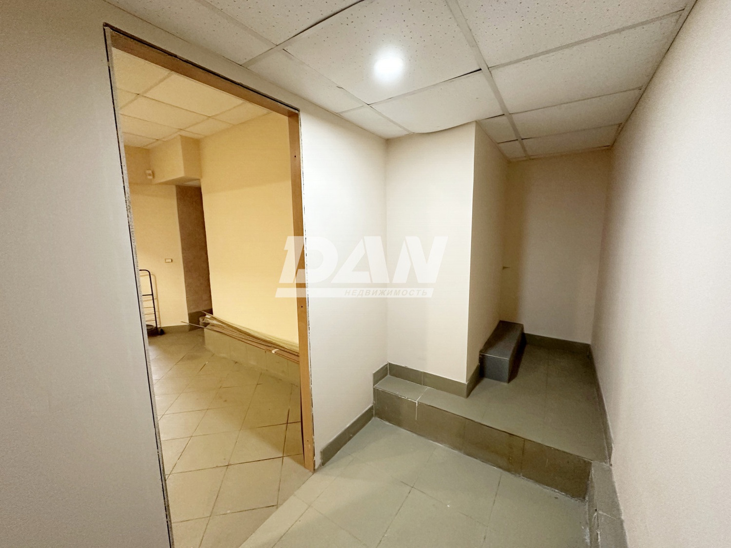 Помещение свободного назначения 187 м²