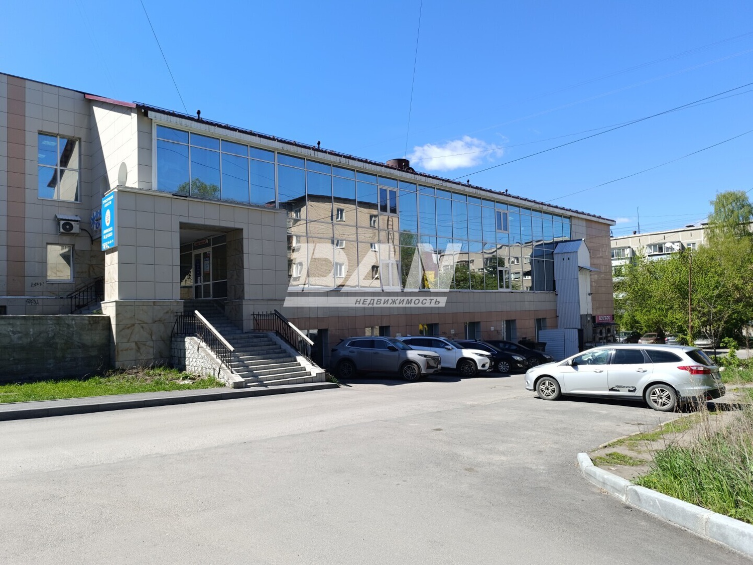 Помещение свободного назначения 291,5 м²