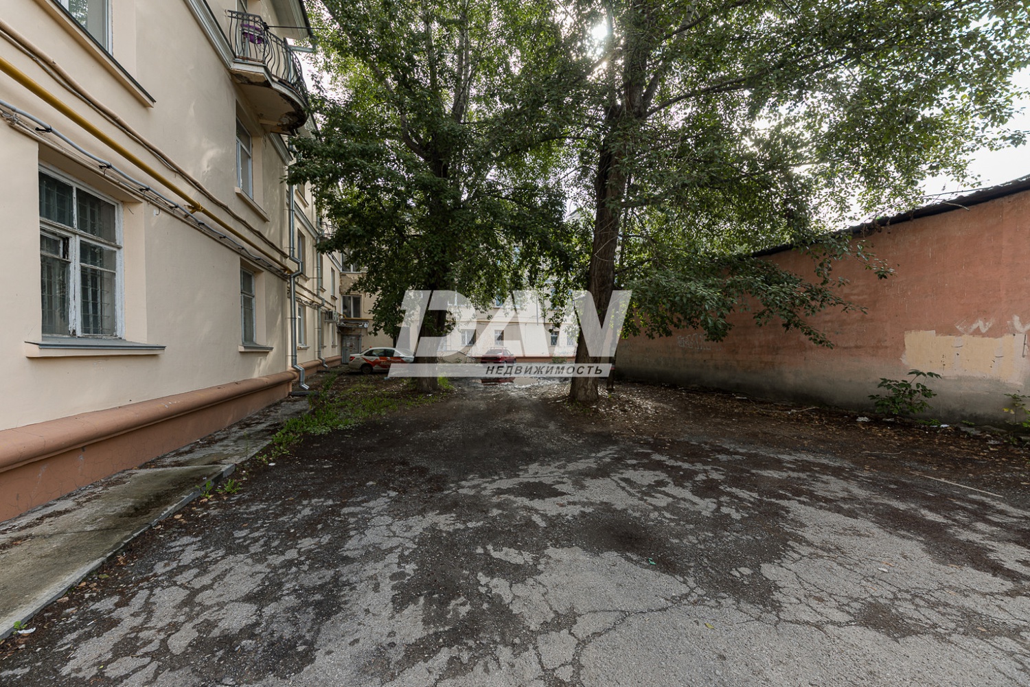 Помещение свободного назначения 353 м²