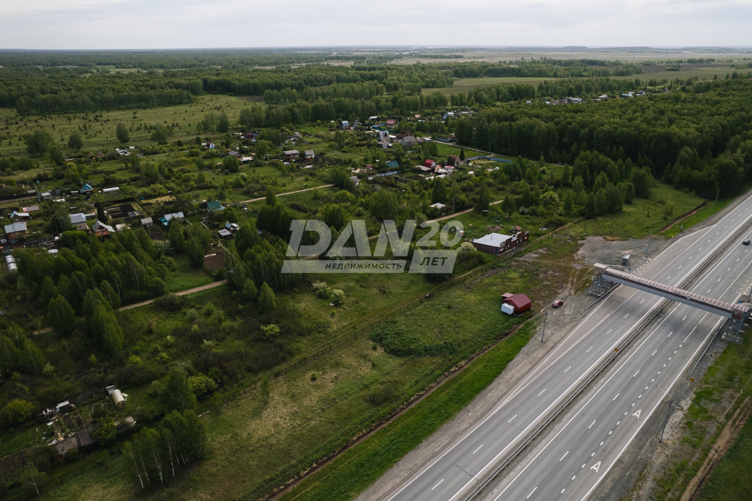 Земельный участок 15000 м²