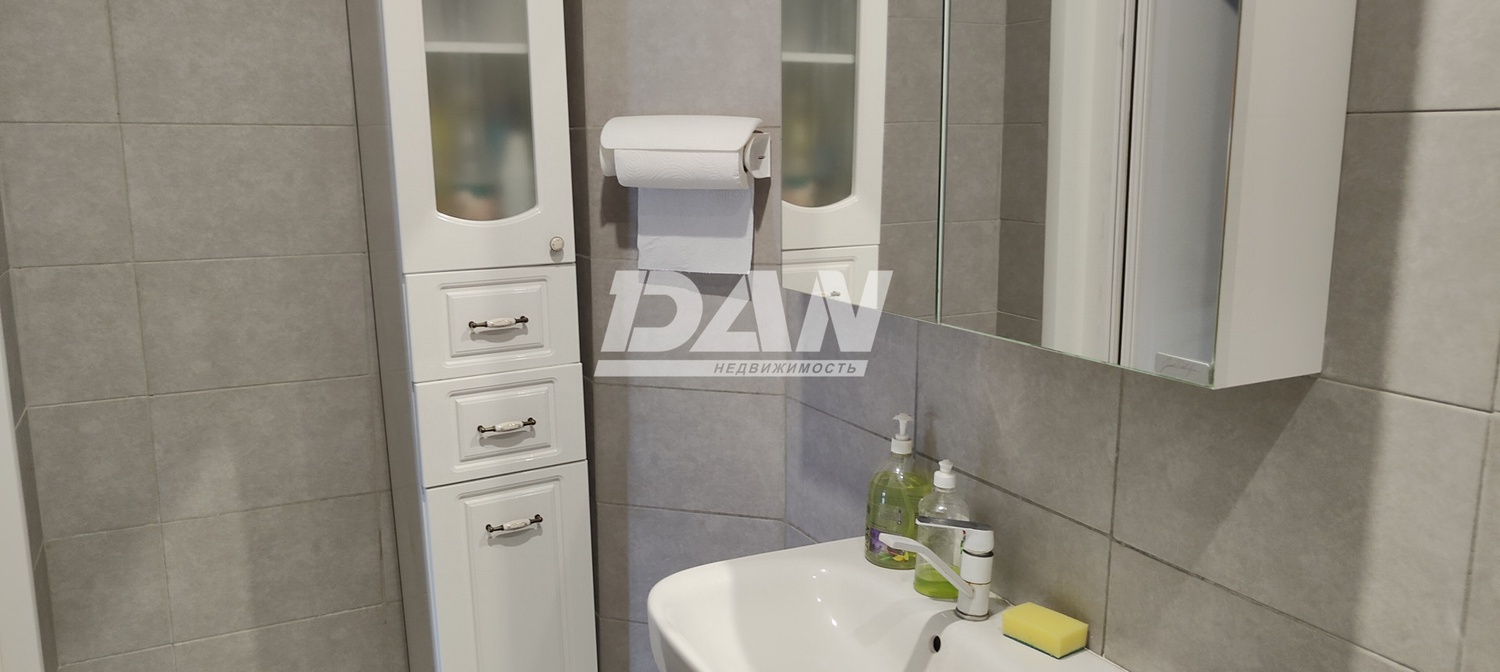 Склад 1400 м²