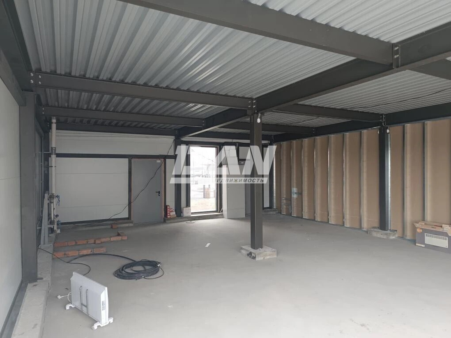 Торговое помещение 82,7 м²