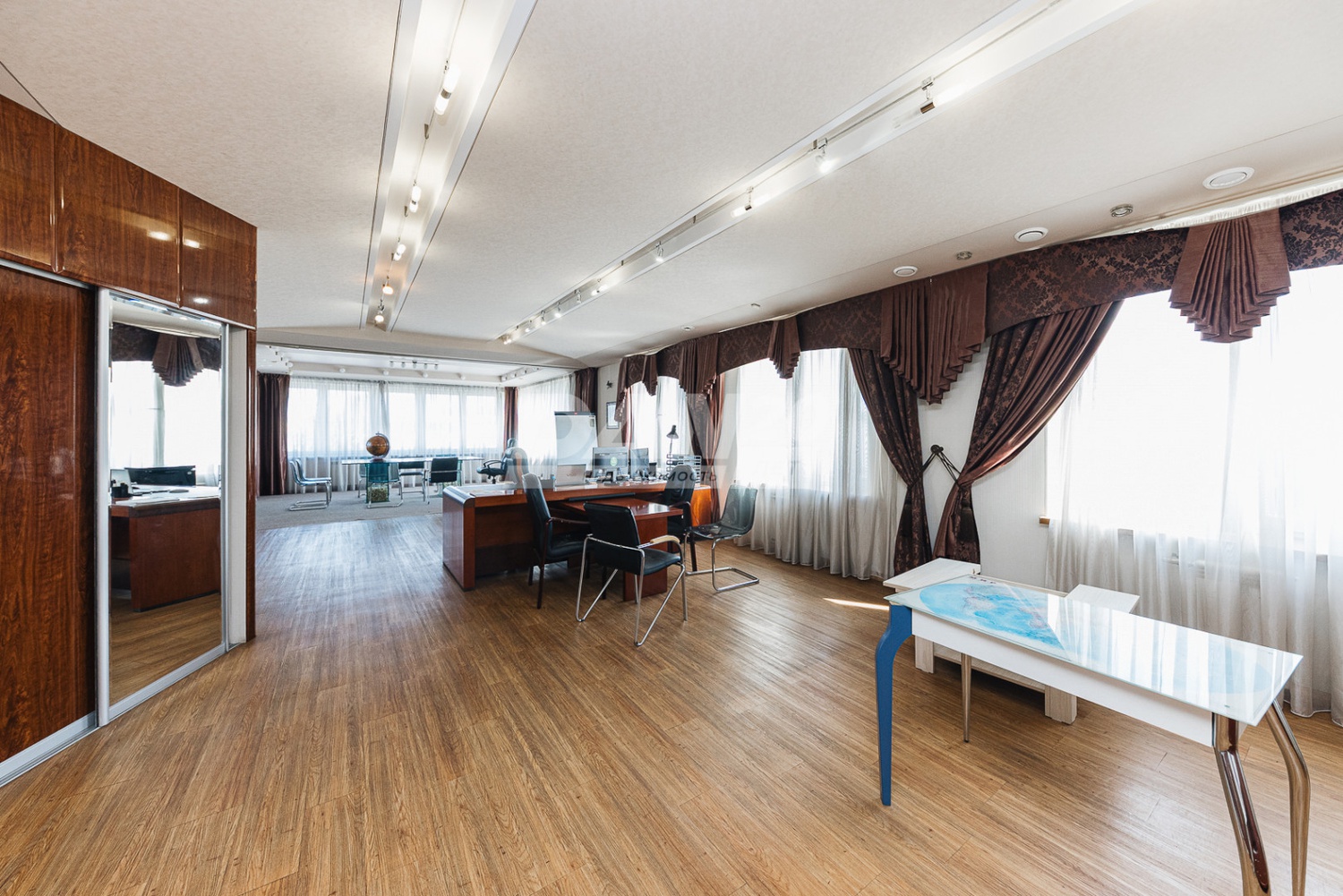 Производственное помещение 10000 м²