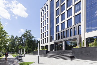 Компания «Знак» займется брокериджем торговых площадей в БЦ WEST East в Одинцово