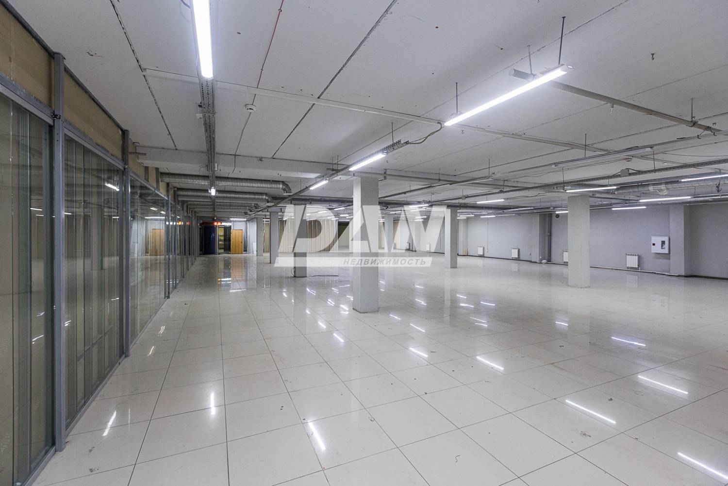 Помещение свободного назначения 780 м²