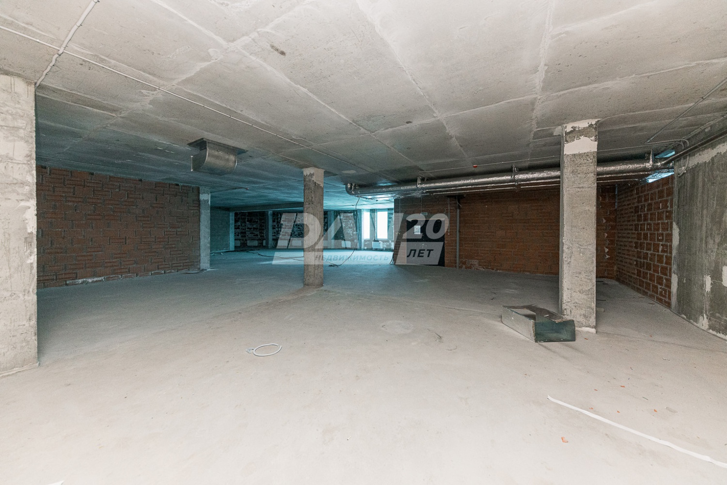 Торговая площадь 327,8 м²