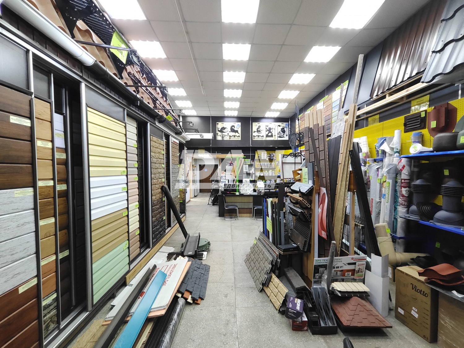 Торговое помещение 176 м²