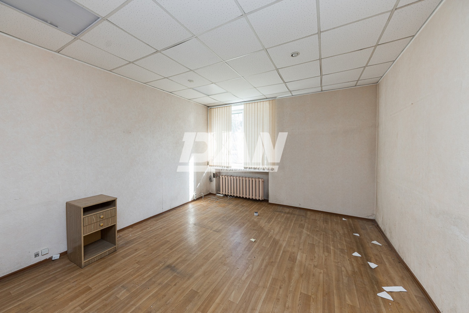 Торговое помещение 300 м²