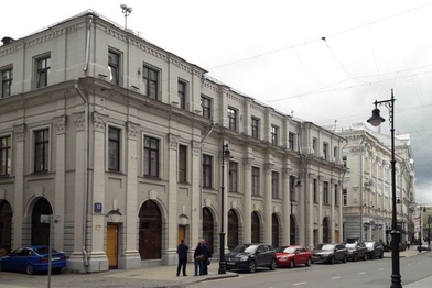 МИнБанк выставил на торги здание в центре Москвы