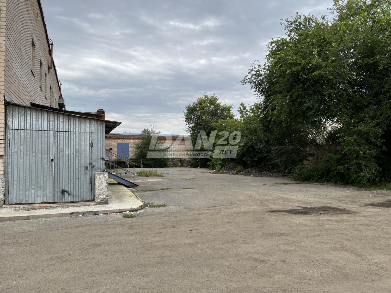 Торговое помещение 750 м²