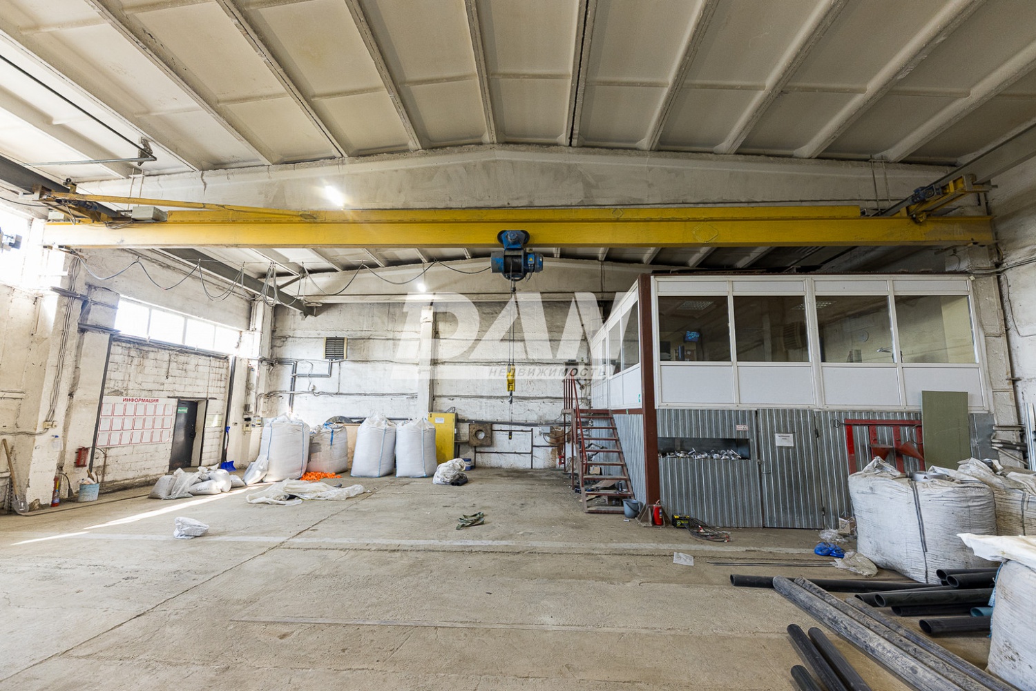 Производственное помещение 1200 м²