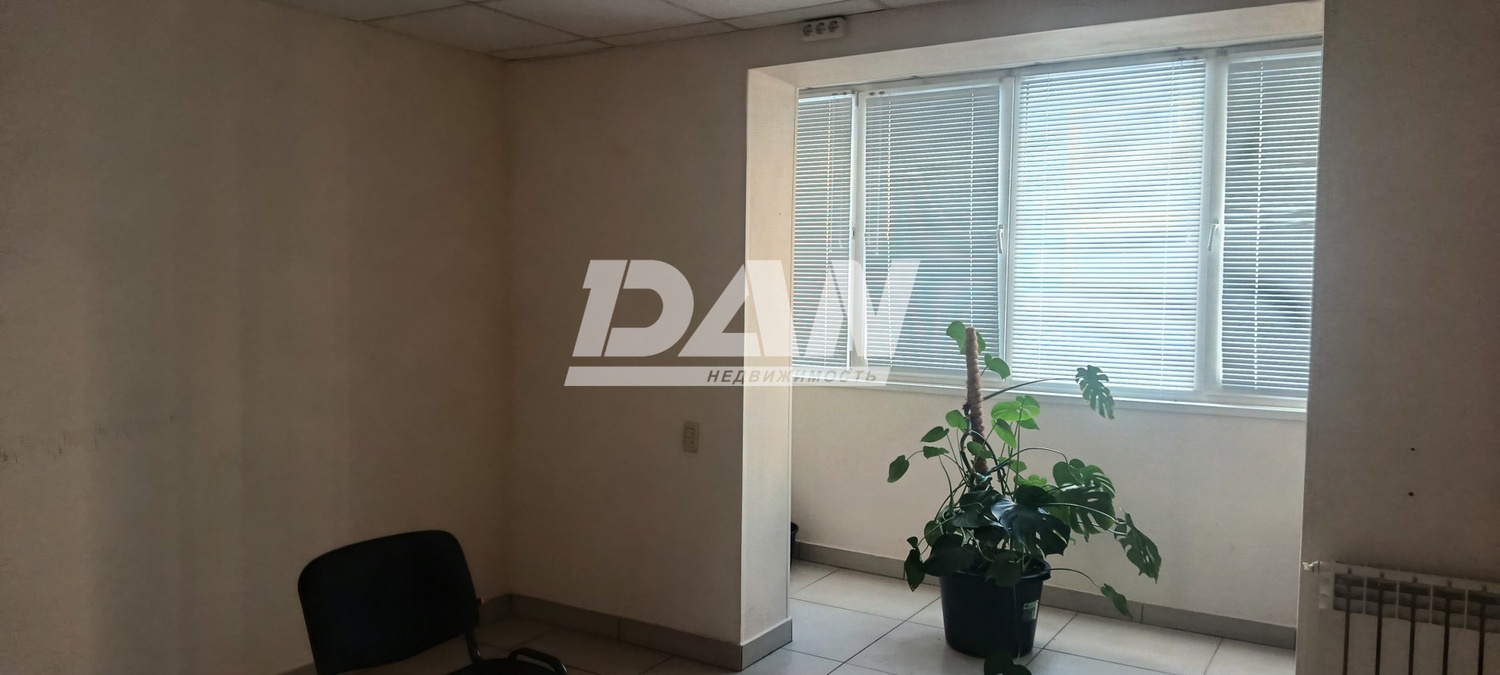 Помещение свободного назначения 140 м²