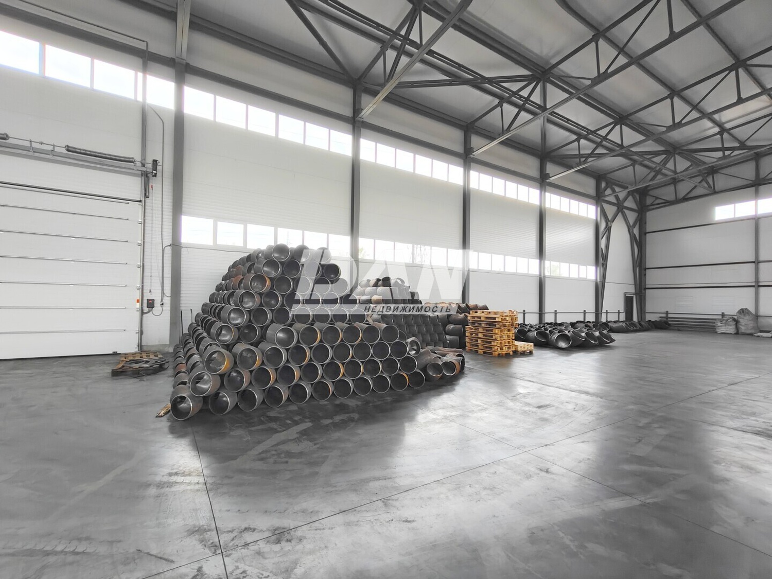 Производственное помещение 1668 м²