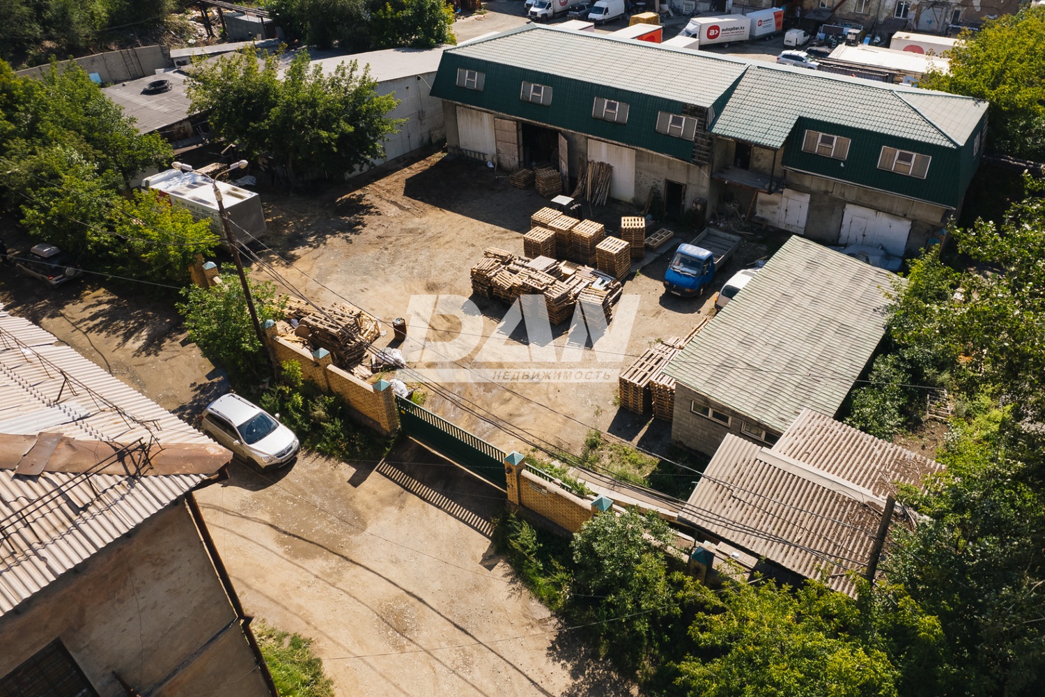 Производственное помещение 812 м²