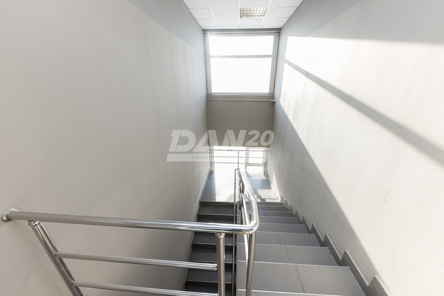 Офис 824,7 м²