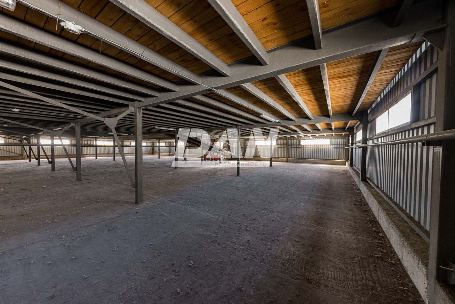 Склад 10358 м²