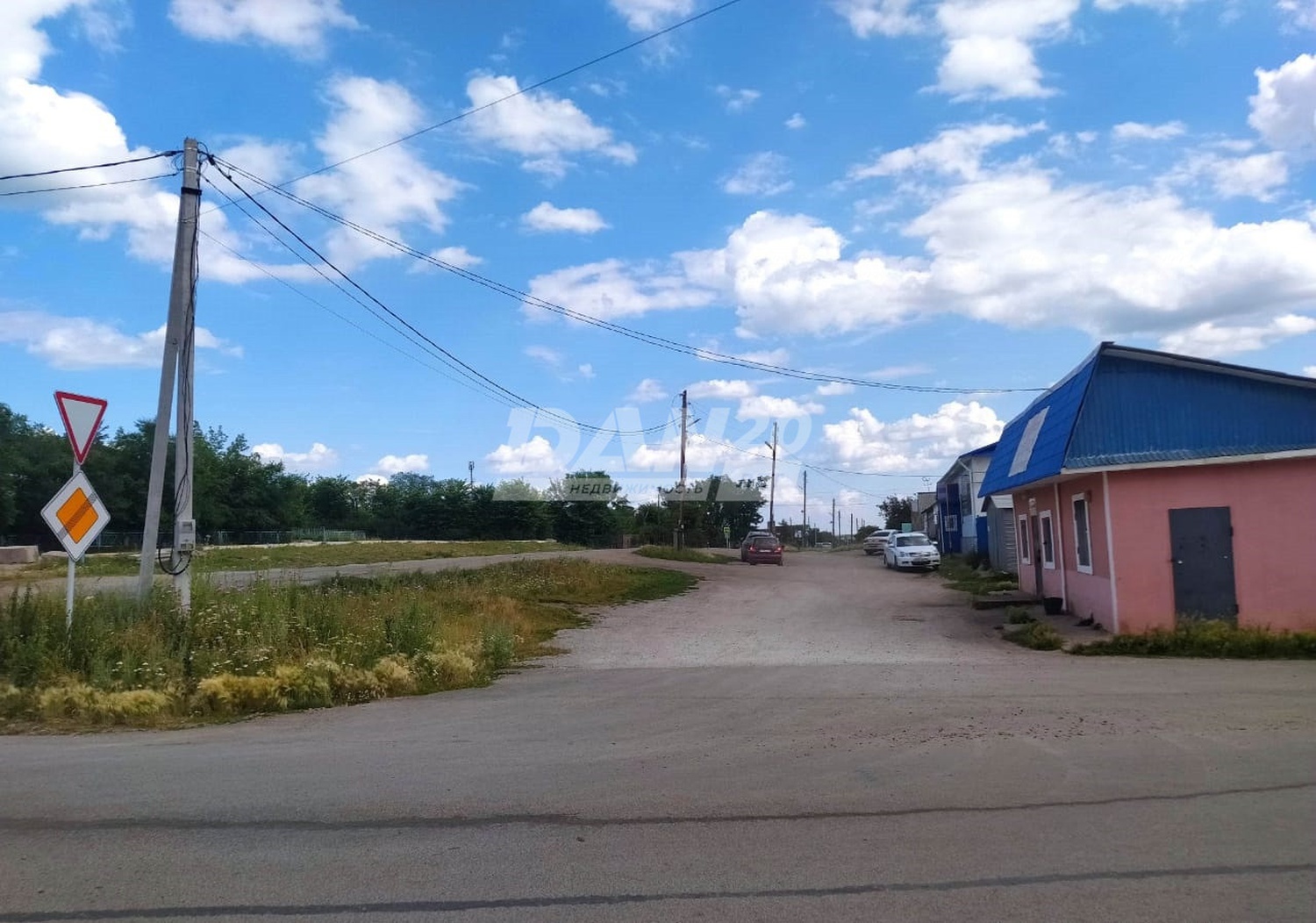 Торговая площадь 68 м²