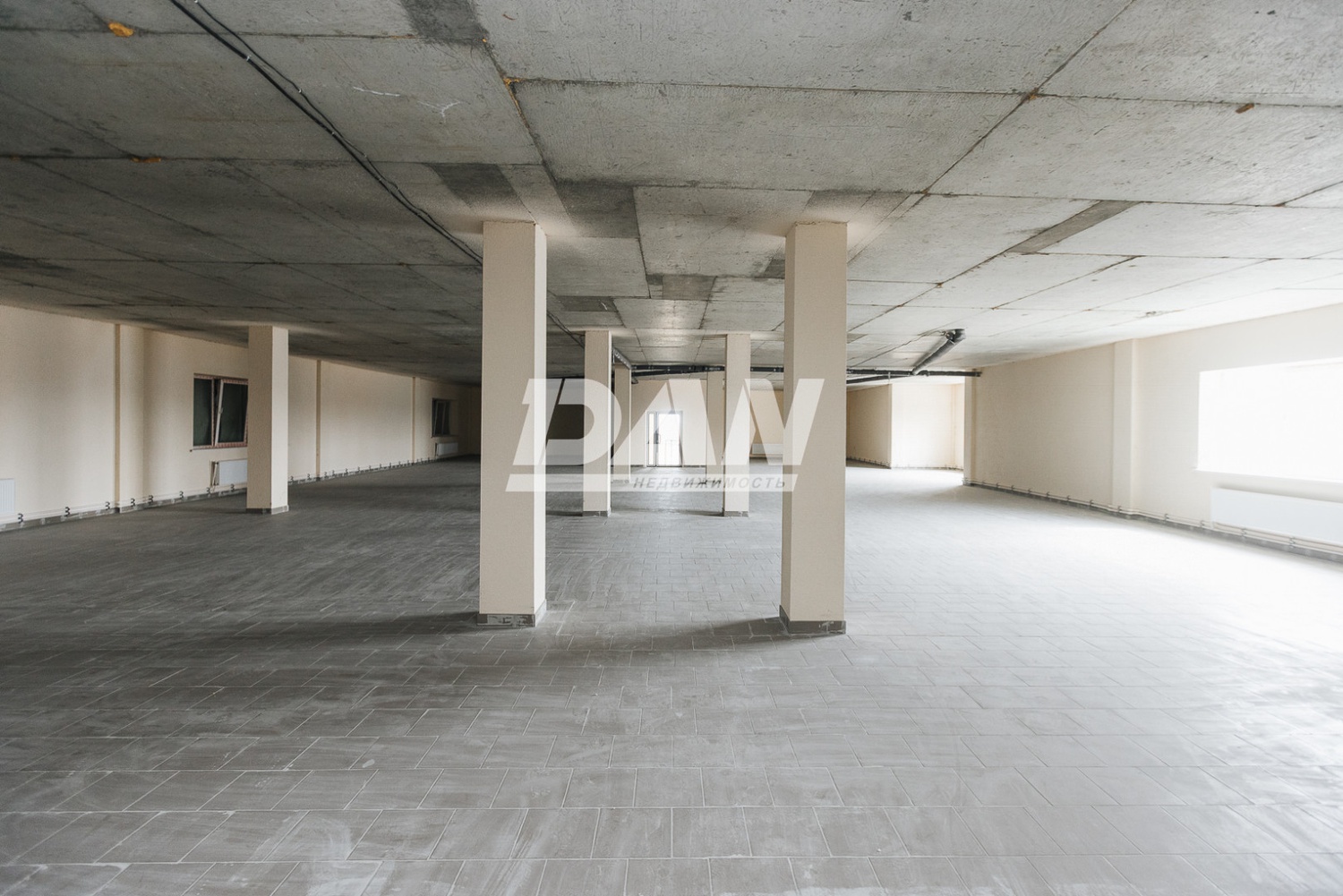 Помещение свободного назначения 844 м²