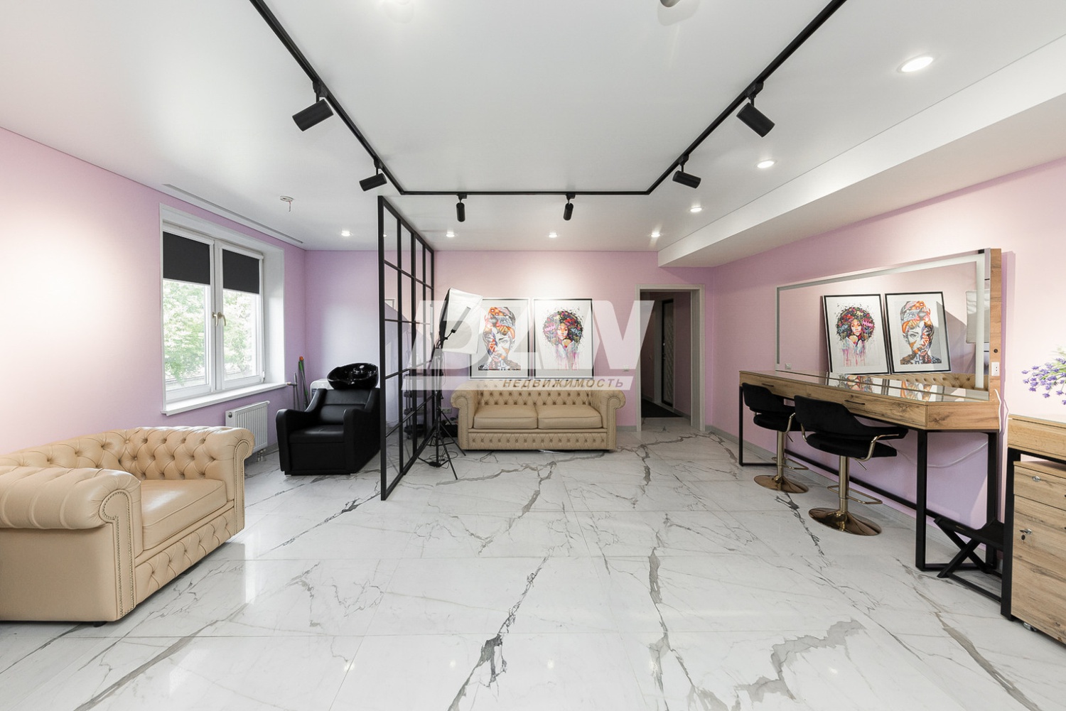 Торговая площадь 56 м²