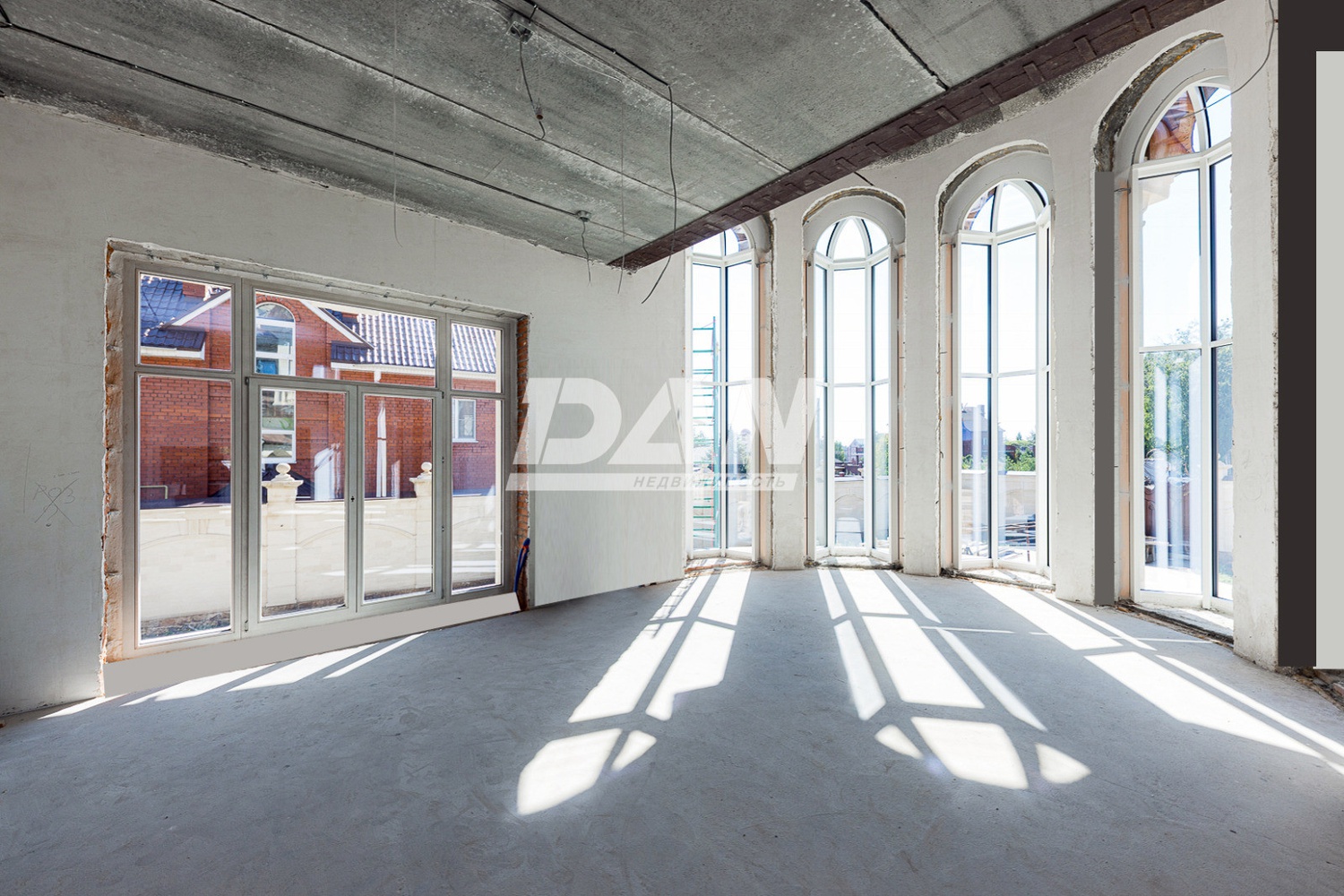 Помещение свободного назначения 1736,3 м²