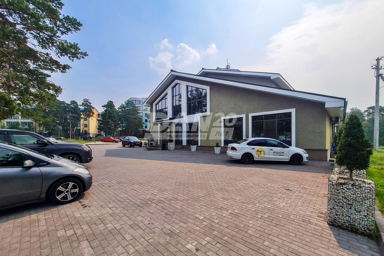 Помещение свободного назначения 1212,8 м²